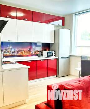 Студия квартира, посуточно, 44м2, 2/10 этаж