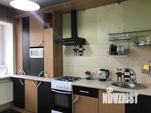 1-к квартира, посуточно, 50м2, 2/9 этаж