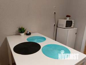 1-к квартира, посуточно, 38м2, 2/9 этаж