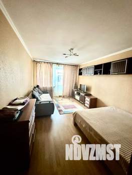 1-к квартира, посуточно, 41м2, 4/15 этаж