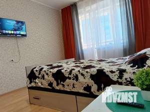 1-к квартира, посуточно, 45м2, 1/1 этаж