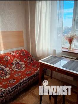 1-к квартира, посуточно, 34м2, 4/9 этаж