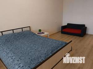 1-к квартира, посуточно, 37м2, 2/10 этаж