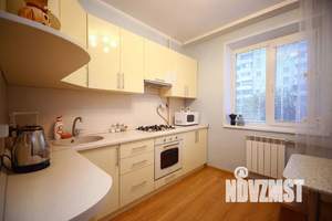 1-к квартира, посуточно, 35м2, 2/10 этаж