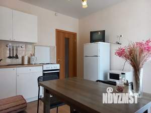 1-к квартира, посуточно, 35м2, 6/10 этаж