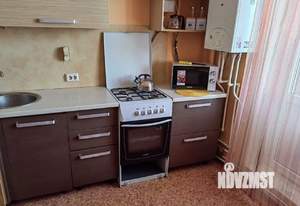 1-к квартира, посуточно, 37м2, 6/9 этаж