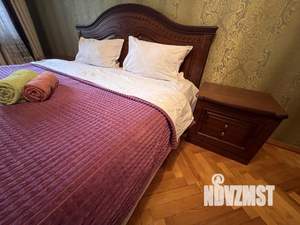 1-к квартира, посуточно, 50м2, 1/1 этаж