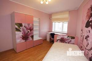 3-к квартира, на длительный срок, 97м2, 4/9 этаж
