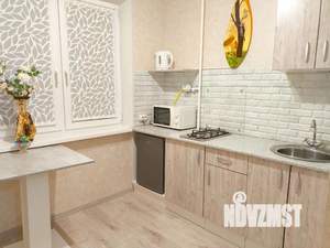 1-к квартира, посуточно, 32м2, 8/9 этаж