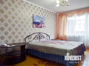 1-к квартира, посуточно, 45м2, 1/10 этаж