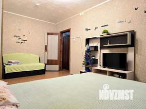 1-к квартира, посуточно, 34м2, 4/10 этаж