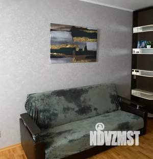 1-к квартира, посуточно, 44м2, 3/5 этаж