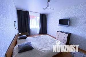1-к квартира, посуточно, 35м2, 4/9 этаж