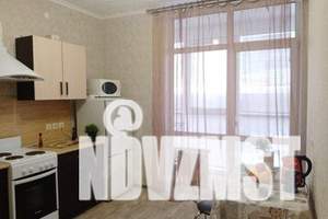 1-к квартира, посуточно, 35м2, 8/12 этаж