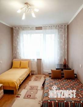 1-к квартира, посуточно, 34м2, 4/10 этаж