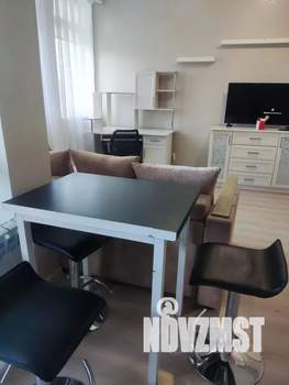 Студия квартира, посуточно, 30м2, 4/14 этаж