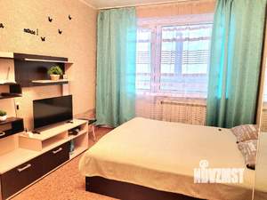 1-к квартира, посуточно, 35м2, 4/10 этаж