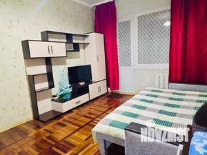 1-к квартира, посуточно, 40м2, 9/9 этаж