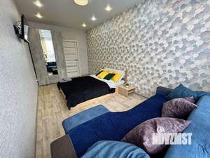 1-к квартира, посуточно, 42м2, 1/1 этаж