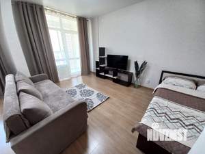 Студия квартира, посуточно, 35м2, 7/10 этаж