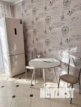 1-к квартира, посуточно, 44м2, 10/18 этаж