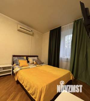 1-к квартира, посуточно, 40м2, 3/6 этаж