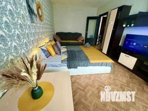 1-к квартира, посуточно, 50м2, 1/1 этаж