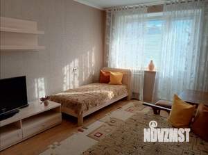 1-к квартира, посуточно, 34м2, 4/10 этаж