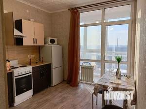 1-к квартира, посуточно, 35м2, 8/12 этаж