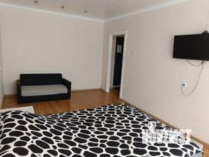 1-к квартира, посуточно, 40м2, 1/1 этаж