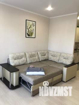 Студия квартира, посуточно, 37м2, 4/15 этаж