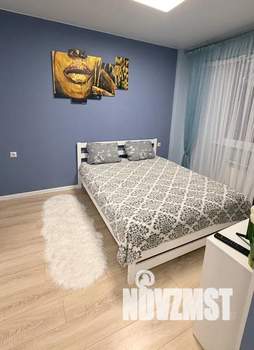 Студия квартира, посуточно, 28м2, 1/5 этаж