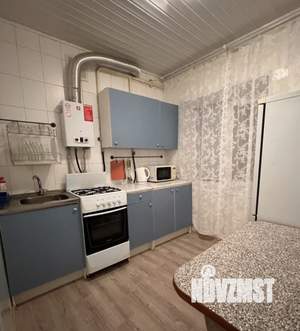 2-к квартира, посуточно, 49м2, 1/1 этаж