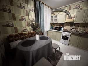 1-к квартира, посуточно, 43м2, 1/10 этаж