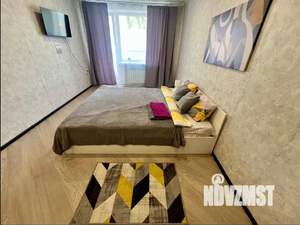 1-к квартира, посуточно, 44м2, 4/9 этаж