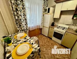 1-к квартира, посуточно, 40м2, 2/5 этаж