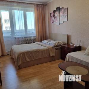 1-к квартира, посуточно, 40м2, 9/10 этаж