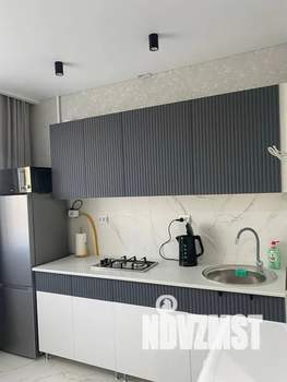 1-к квартира, посуточно, 33м2, 6/9 этаж