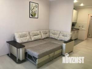 Студия квартира, посуточно, 37м2, 4/15 этаж