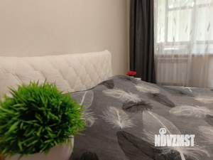 1-к квартира, посуточно, 38м2, 1/9 этаж
