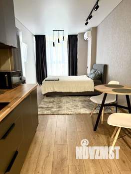 Студия квартира, посуточно, 40м2, 7/14 этаж