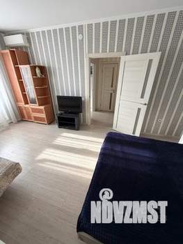 1-к квартира, посуточно, 40м2, 9/10 этаж