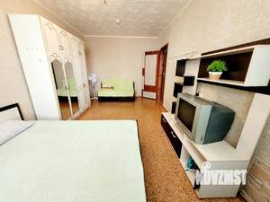 1-к квартира, посуточно, 35м2, 4/10 этаж