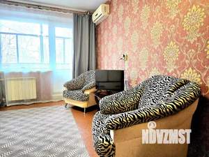 1-к квартира, посуточно, 34м2, 3/15 этаж