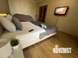 1-к квартира, посуточно, 49м2, 1/1 этаж