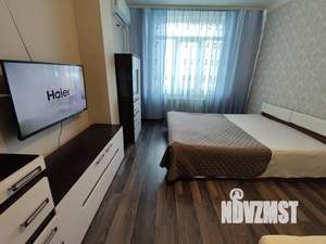 1-к квартира, посуточно, 50м2, 13/16 этаж