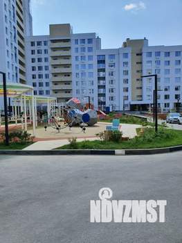 Студия квартира, посуточно, 30м2, 3/10 этаж