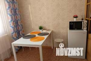 1-к квартира, посуточно, 43м2, 6/9 этаж