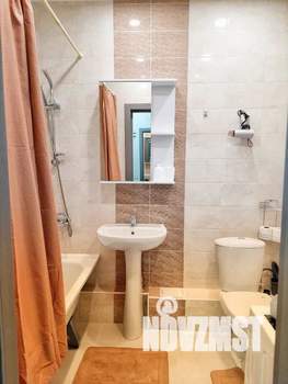 Студия квартира, посуточно, 44м2, 2/10 этаж