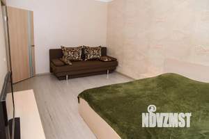 1-к квартира, посуточно, 36м2, 3/9 этаж